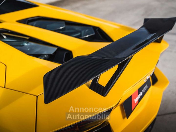 Lamborghini Aventador LP700-4 Roadster Akra Full Carbon 1st owner - 14