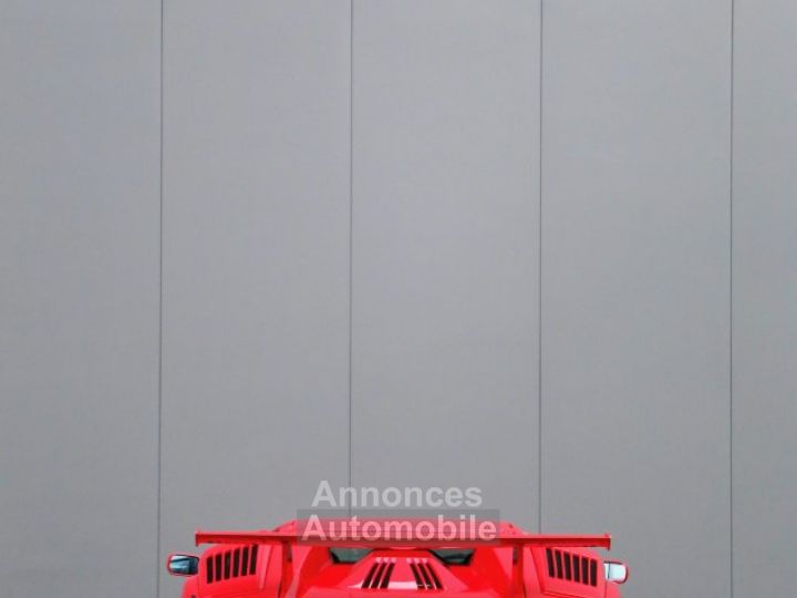Lamborghini Countach 25th Anniversary Downdraft 5.2L V12 producing 455 bhp - 22