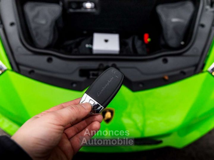 Lamborghini Huracan Huracán EVO SPYDER - 45