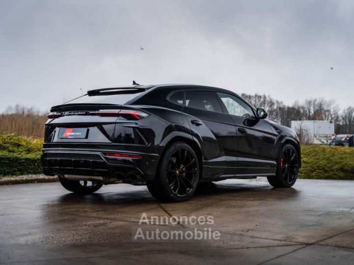 Lamborghini Urus Nero Helene Pano Ceramic Brakes B&O 23 - 6