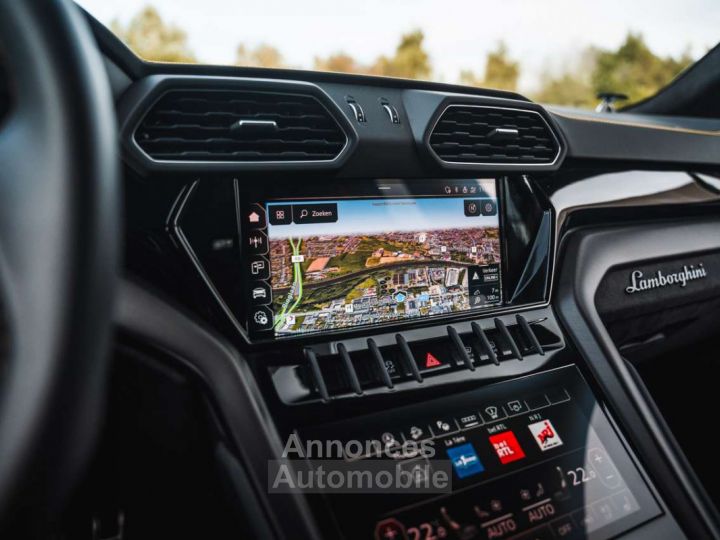 Lamborghini Urus S Grigio Nimbus Pano 23 - 11