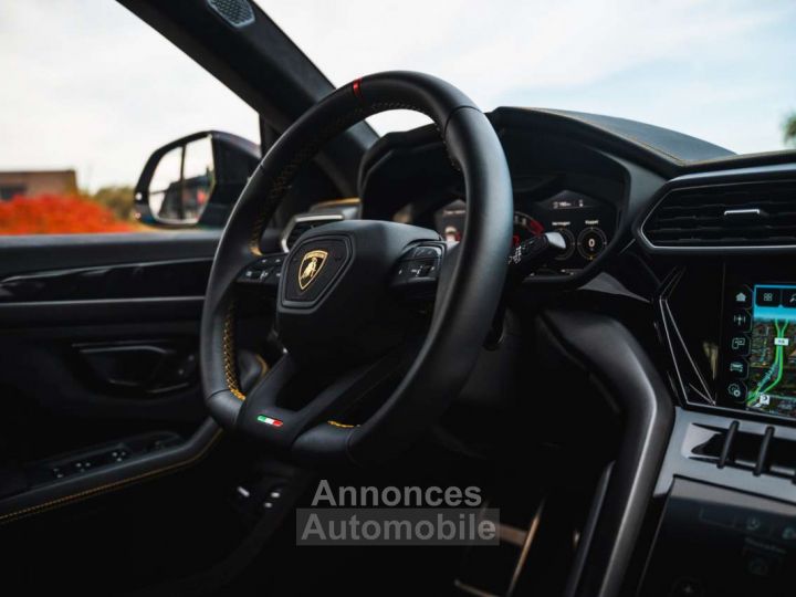 Lamborghini Urus S Grigio Nimbus Pano 23 - 26