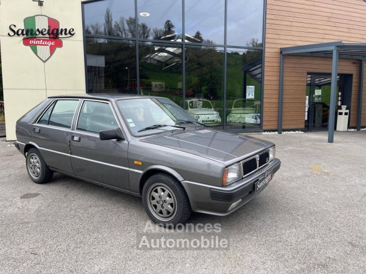 Lancia Delta 1,3 LX 1.3 LX - 1