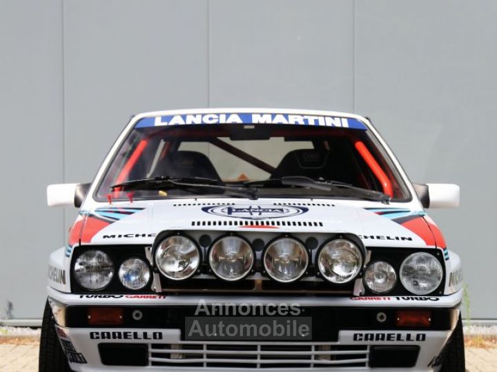 Lancia Delta Integrale 8V Group N 2.0L 4 cylinder turbo producing 226 bhp and 380 nm of torque - 12