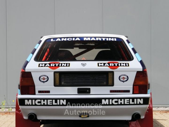 Lancia Delta Integrale 8V Group N 2.0L 4 cylinder turbo producing 226 bhp and 380 nm of torque - 23