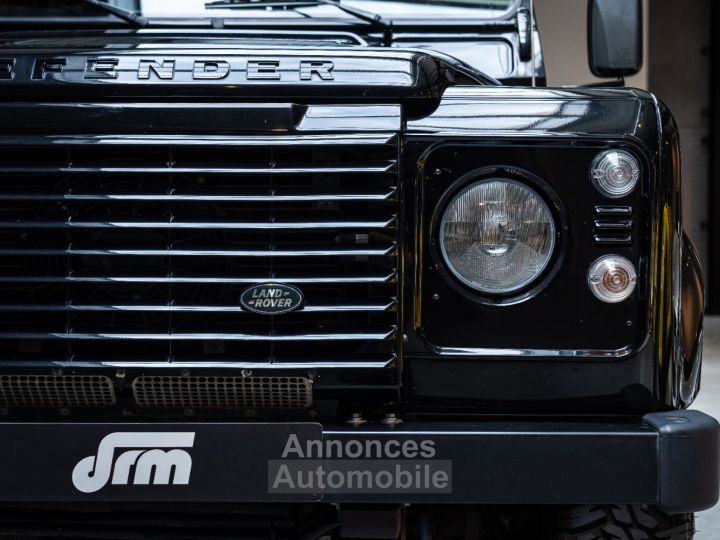 Land Rover 90/110 Defender 90 2.2 Turbo - Eastnor Edition - 26