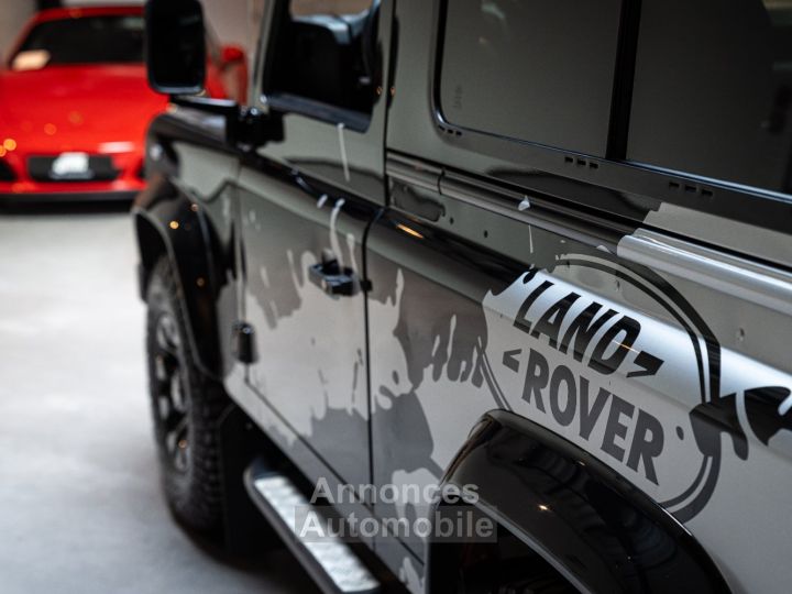 Land Rover 90/110 Defender 90 2.2 Turbo - Eastnor Edition - 27