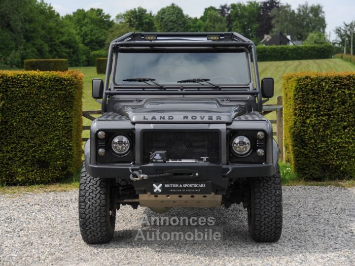 Land Rover Defender 110 - 2