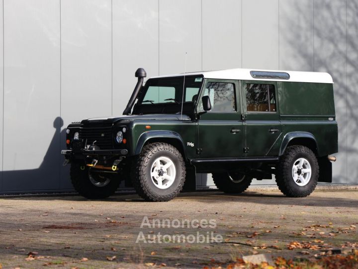 Land Rover Defender 110 5 door 2495cc 4 cilinder 122 bhp TD5 - 21