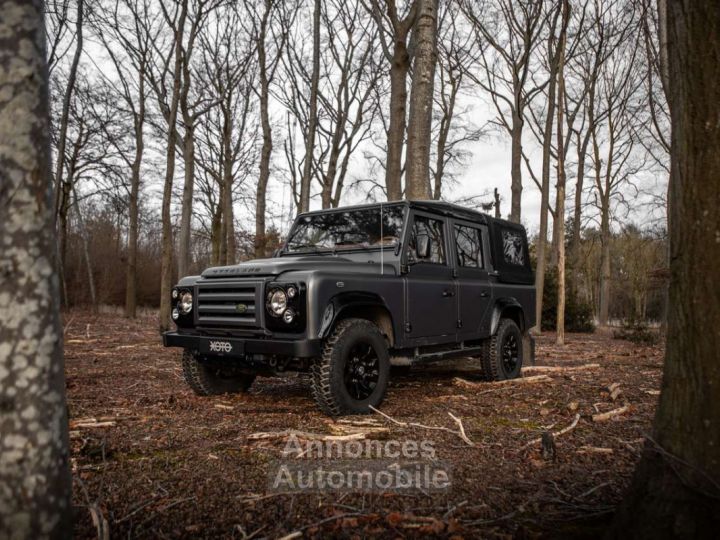 Land Rover Defender 110 CREW CAB DCPU LIMITED OVERLAND EDITION - 1