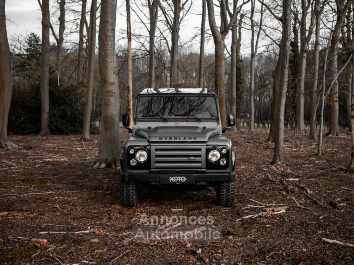 Land Rover Defender 110 CREW CAB DCPU LIMITED OVERLAND EDITION - 4