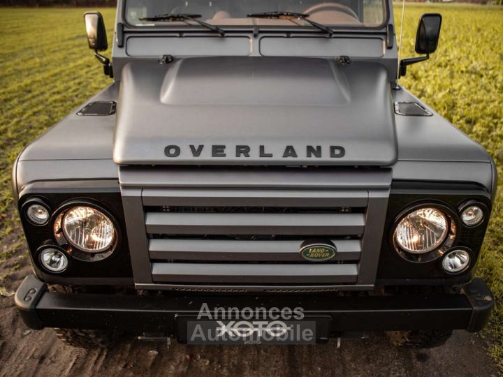 Land Rover Defender 110 CREW CAB DCPU LIMITED OVERLAND EDITION - 21