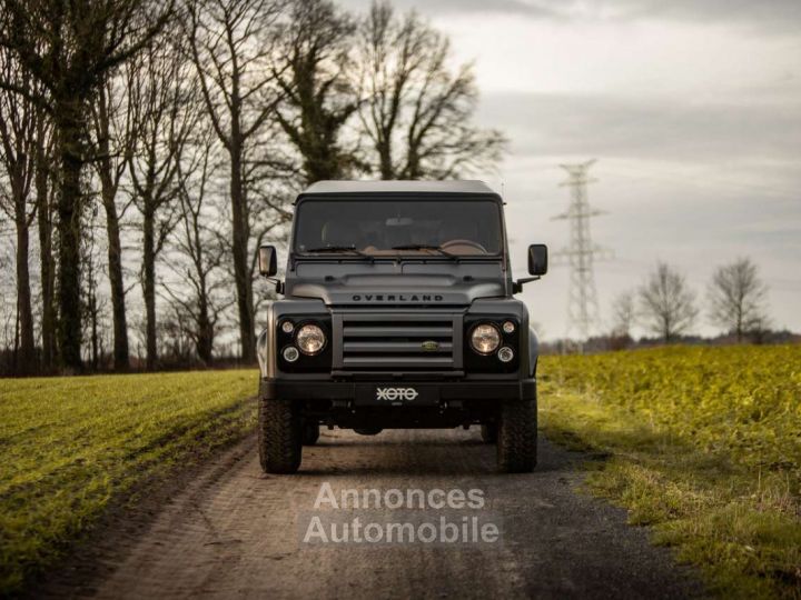 Land Rover Defender 110 CREW CAB DCPU LIMITED OVERLAND EDITION - 23