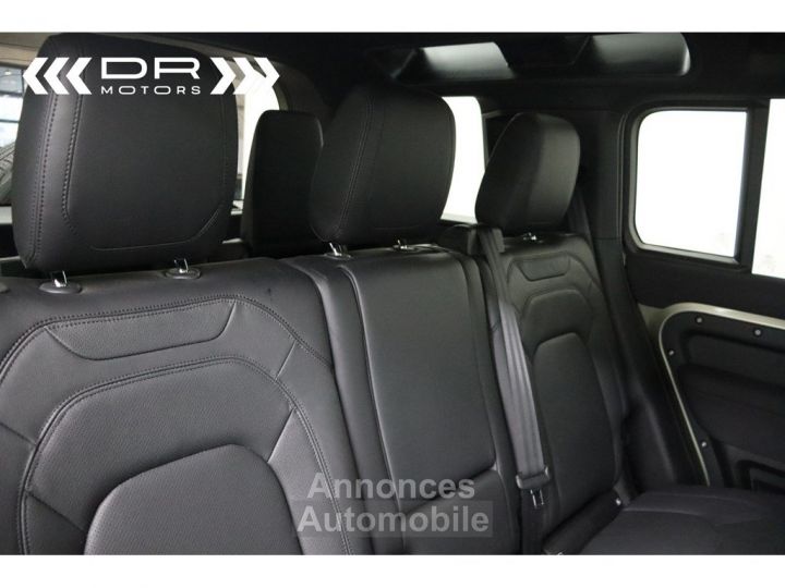 Land Rover Defender 110 SE - 3.0 D200 4WD MHEV NAVIGATIE LEDER PANODAK 7 PLAATSEN - 14