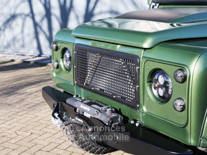 Land Rover Defender 110 V8 Miyo Nomad 3.5L V8 producing 200 bhp with injection - 20