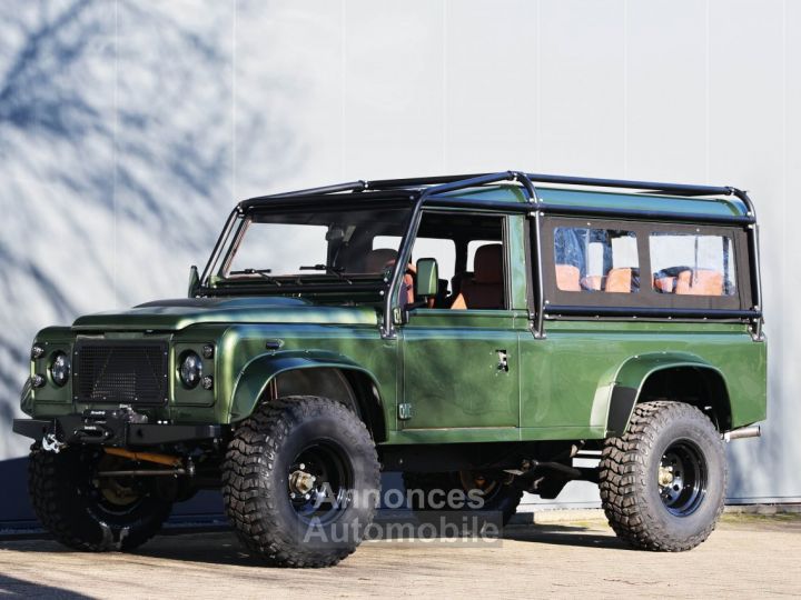 Land Rover Defender 110 V8 Miyo Nomad 3.5L V8 producing 200 bhp with injection - 22