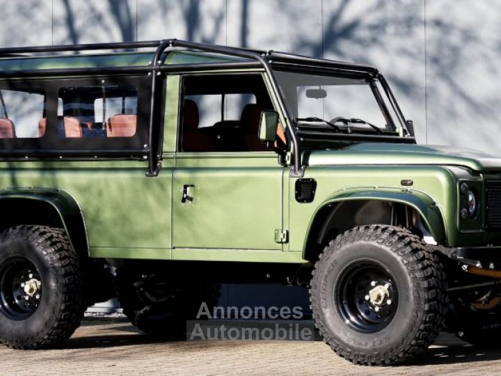 Land Rover Defender 110 V8 Miyo Nomad 3.5L V8 producing 200 bhp with injection - 1