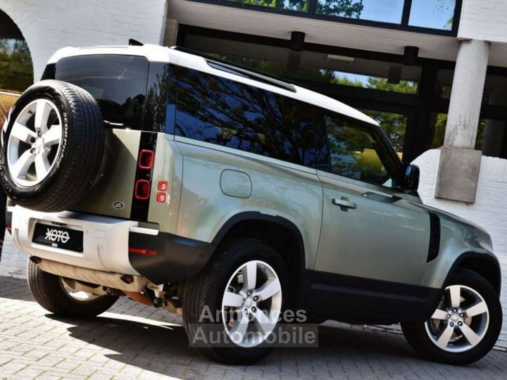 Land Rover Defender 90 3.0D D250 FIRST EDITION - 8