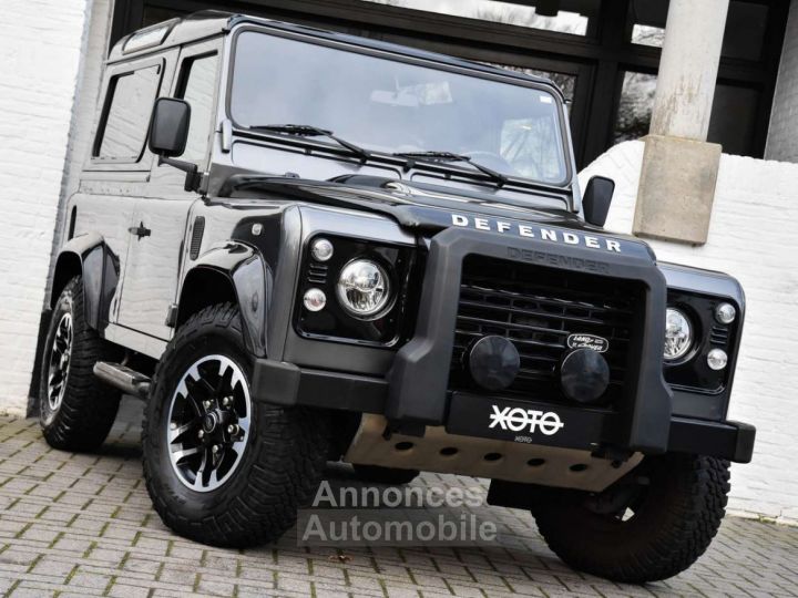 Land Rover Defender 90 ADVENTURE EDITION - 2