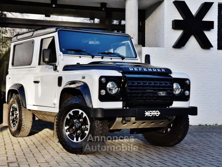 Land Rover Defender 90 ADVENTURE EDITION - 20