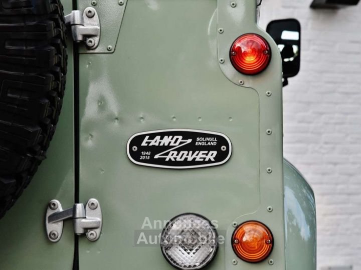 Land Rover Defender 90 HERITAGE LIMITED EDITION - 17