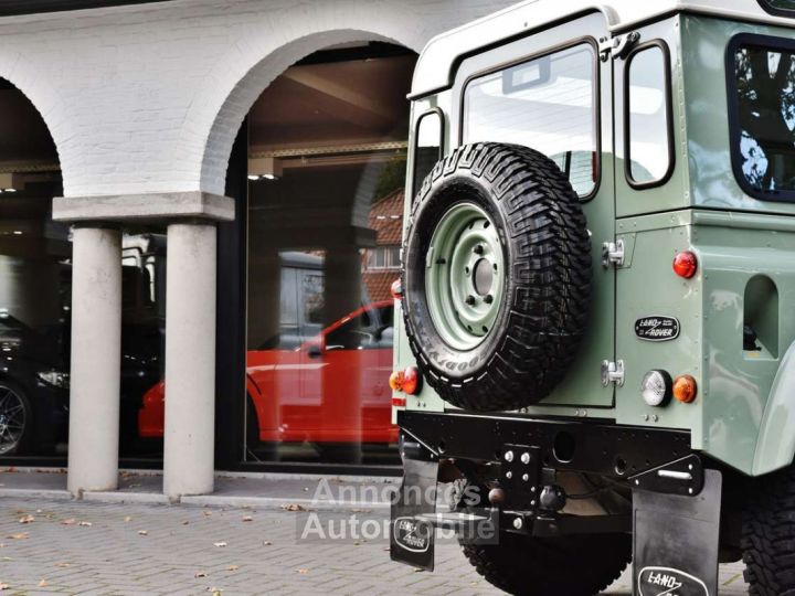 Land Rover Defender 90 HERITAGE LIMITED EDITION - 18