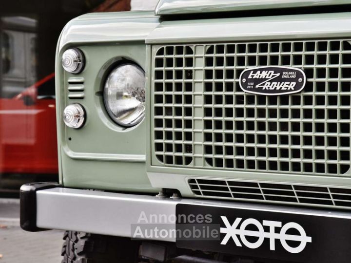 Land Rover Defender 90 HERITAGE LIMITED EDITION - 22