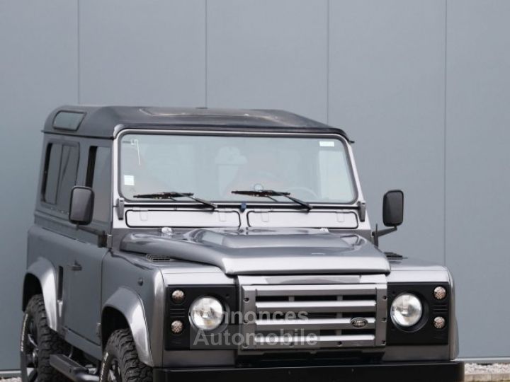 Land Rover Defender 90 V8 90 V8 3.5 V8 138 BHP - 14