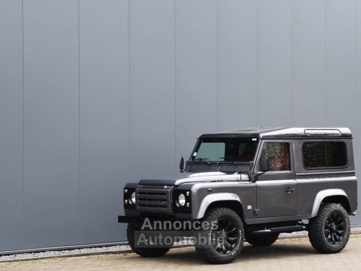 Land Rover Defender 90 V8 90 V8 3.5 V8 138 BHP - 19