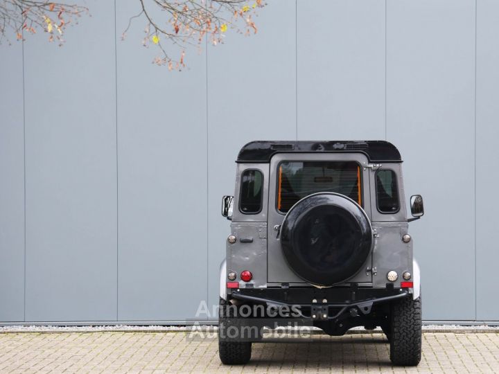 Land Rover Defender 90 V8 90 V8 3.5 V8 138 BHP - 25