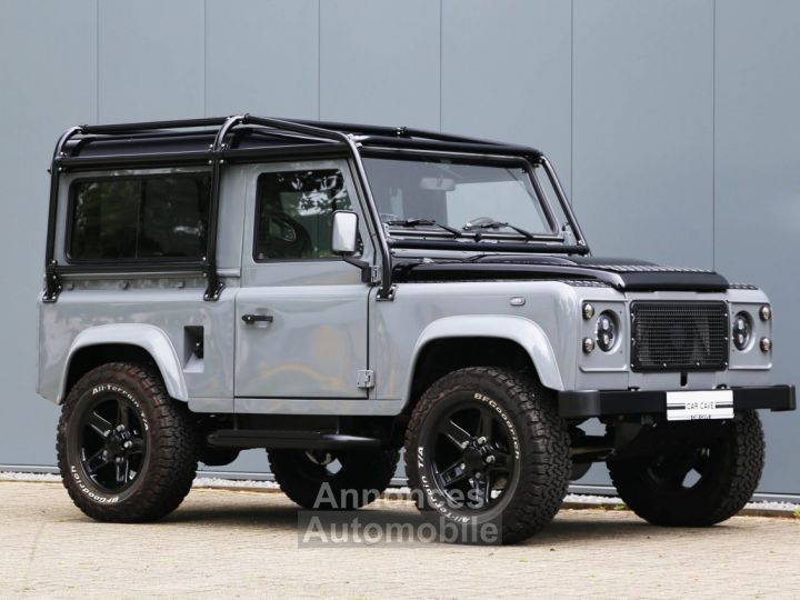 Land Rover Defender 90 V8 Urban 4.6L V8 producing 230 bhp - 8