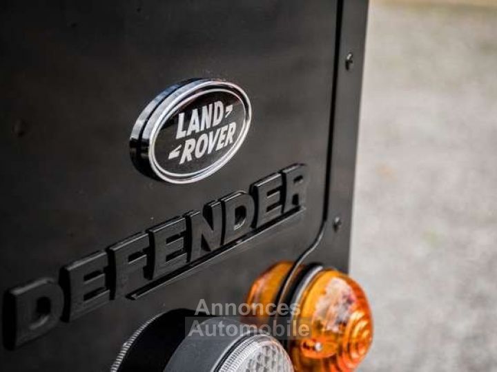 Land Rover Defender KAHN EDITION - FULL LEATHER - BELGIAN CAR - 17