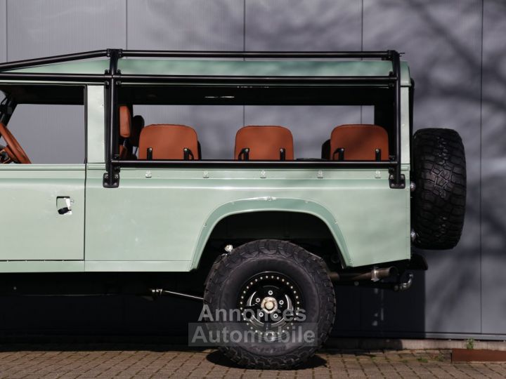 Land Rover Defender Miyo by Carcave 90 or 110 Miyo 3.500 cc 200 bhp  original engine - 16