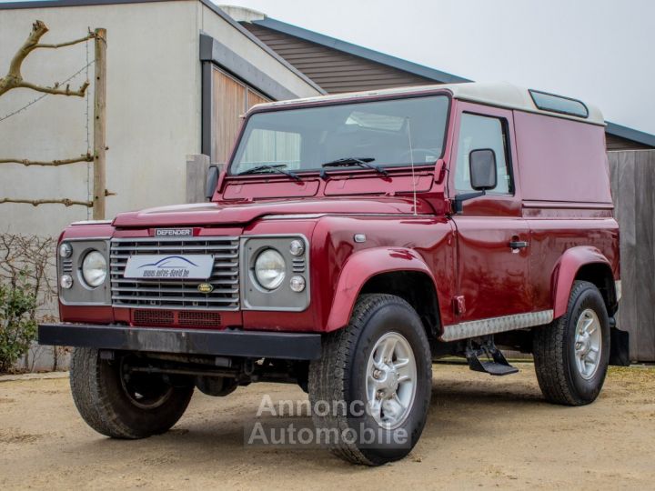 Land Rover Defender Rover 90 2.5 TD5 SE 4X4 - 1STE EIGENAAR - HISTORIEK - LICHTE VRACHT - ZETELVERWARMING - ELEKT. RAMEN - TREKHAAK - 4