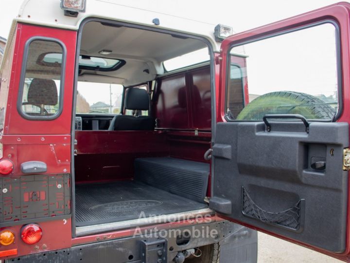 Land Rover Defender Rover 90 2.5 TD5 SE 4X4 - 1STE EIGENAAR - HISTORIEK - LICHTE VRACHT - ZETELVERWARMING - ELEKT. RAMEN - TREKHAAK - 17