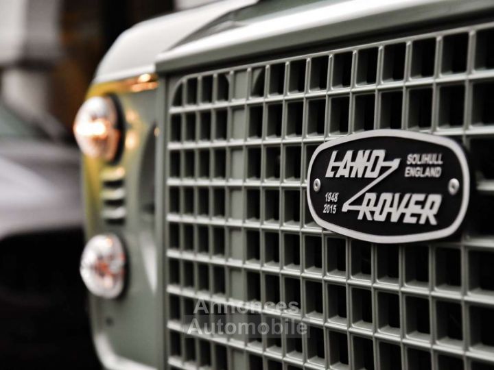 Land Rover Defender TD4 HERITAGE LIMITED EDITION - 21