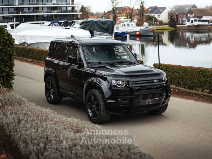 Land Rover Defender V8 P525 -Like new- Vat refundable- 1st owner - 1