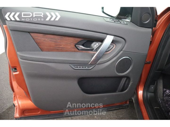 Land Rover Discovery Sport P200 SE 4WD Aut. - LEDER LED PANODAK - 43