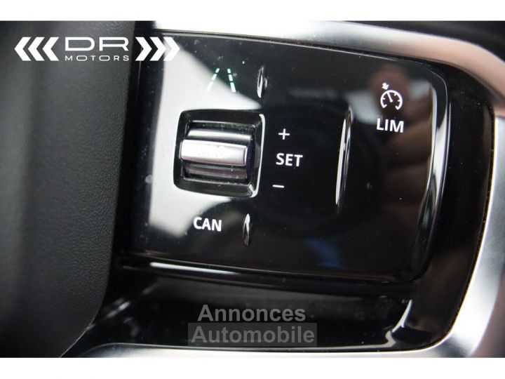 Land Rover Discovery Sport P200 SE 4WD Aut. - LEDER LED PANODAK - 38