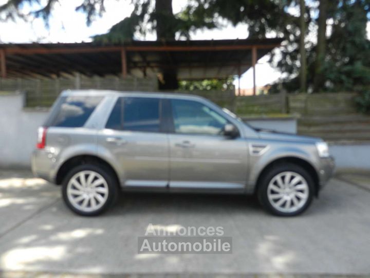 Land Rover Freelander 2.2 Td4 HSE 4x4 150cv 6vit - 2