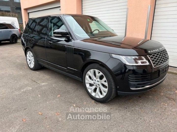 Land Rover Range Rover 3.0 D300 Vogue VOLL - AHK - 9