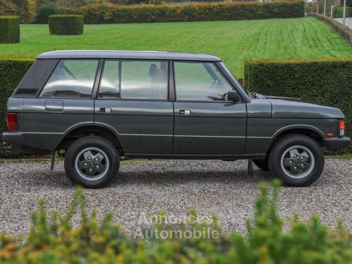 Land Rover Range Rover Classic 4 doors - Automatic - 5