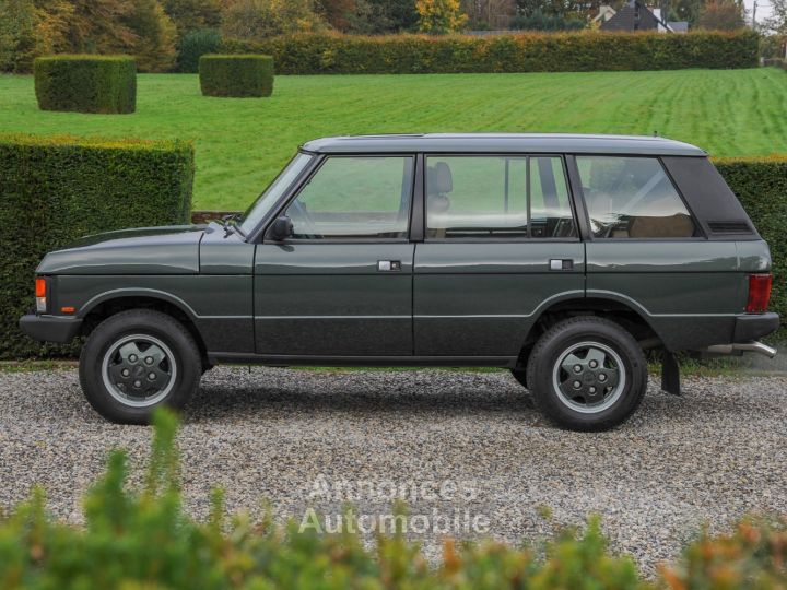 Land Rover Range Rover Classic 4 doors - Automatic - 8