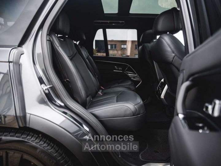 Land Rover Range Rover P440e Autobiography Carpathian Grey 22 - 23