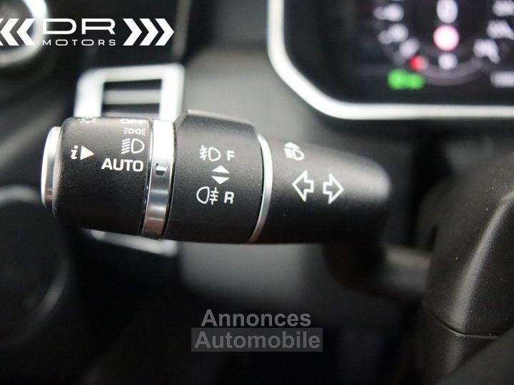 Land Rover Range Rover SDV8 AUTOBIOGRAPHY - LEDER PANODAK REAR SEAT ENTERTAINMENT - 42