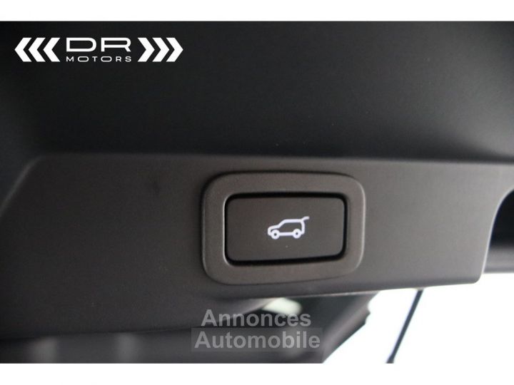 Land Rover Range Rover Sport 3.0 D300 HSE DYNAMIC - PANODAK LED - 39