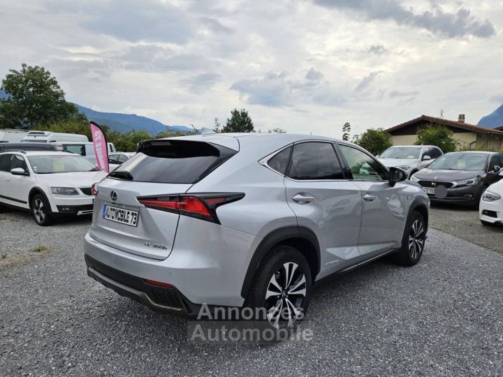 Lexus NX 300h 4WD F SPORT - 4