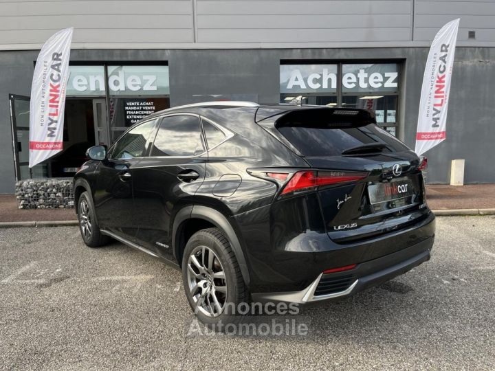 Lexus NX 300h Luxe 4WD BV E-CVT - 2