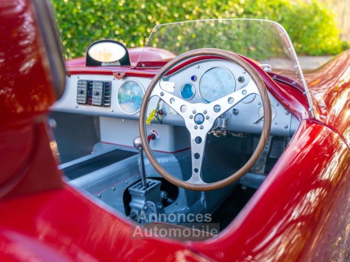 Maserati 300S Recreation - 4