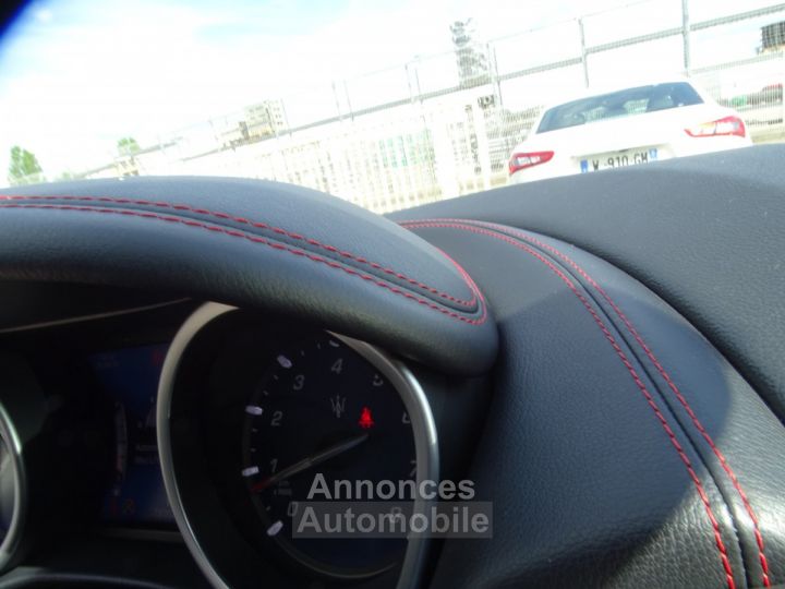 Maserati Ghibli SQ4 430PS GRANSPORT V6 3.0L / Echap Sport Jtes 20 GPS + Camera  Soft Close   - 14